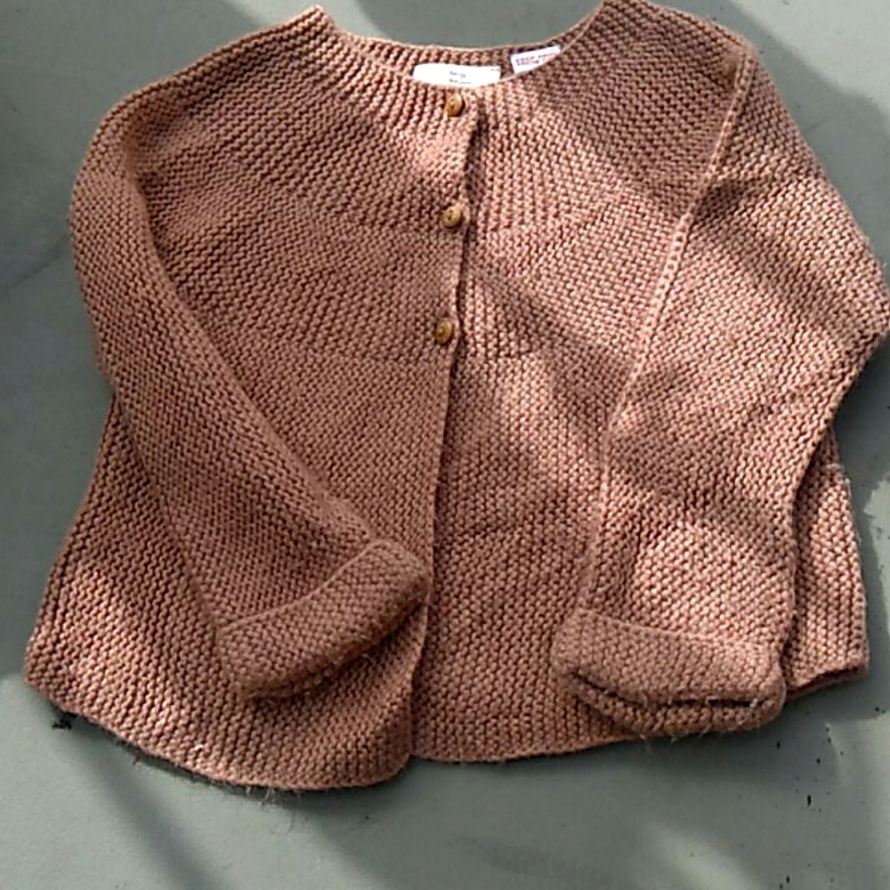 Zara Knitwear Sweater beautiful color 18-24 m